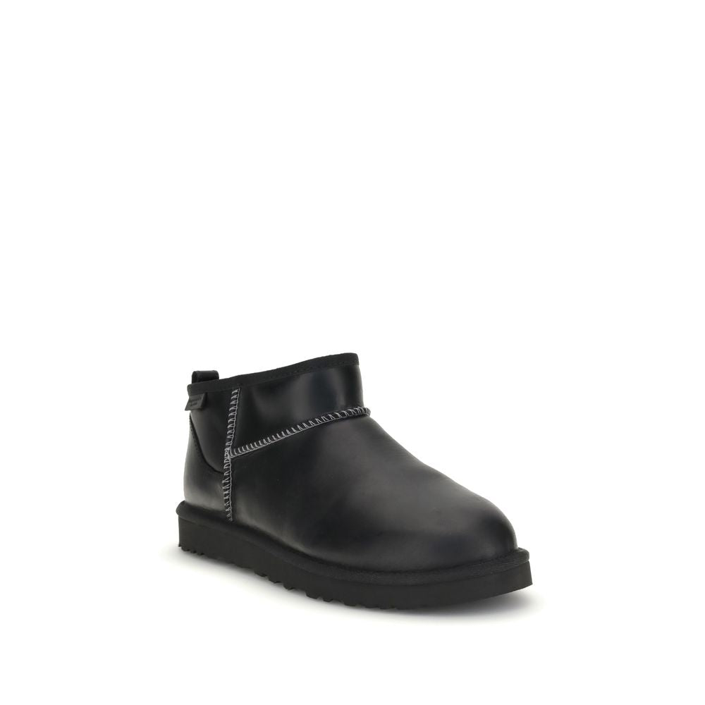 UGG Black Calf Leather Bos Taurus Ankle Boots