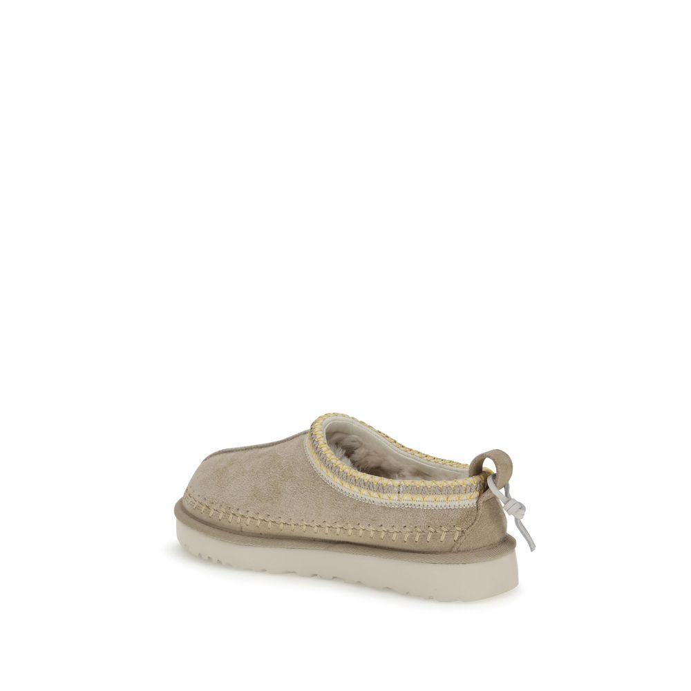 UGG Beige Leather Moccassin